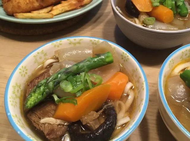 亞洲風味牛肉麵（照片 1/1）